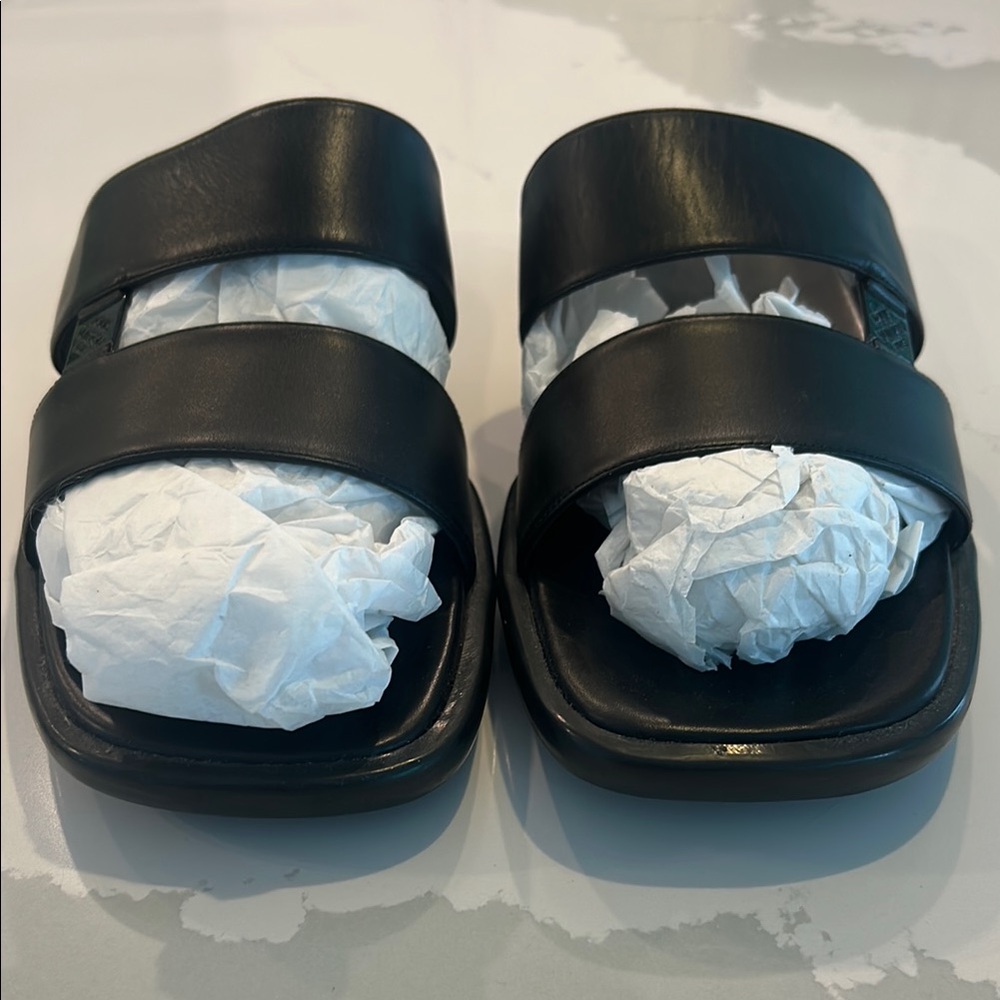 Louis Vuitton Men’s Size 9.5 Black Slide Sandals - Picture 7 of 11